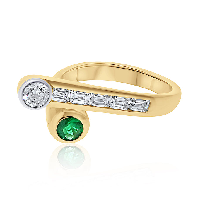 18K Yellow Gold Sculptural Crossover Diamond And Emerald Ring